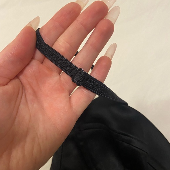 Aritzia Wilfred satin corset - Picture 2 of 4